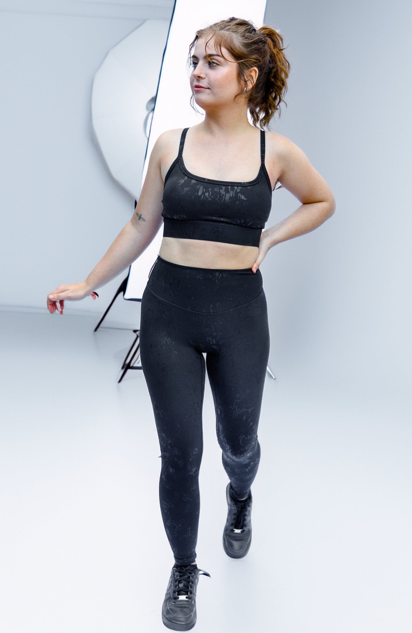 Women's A4Y Sport Chic Black Set | Leggings and Top