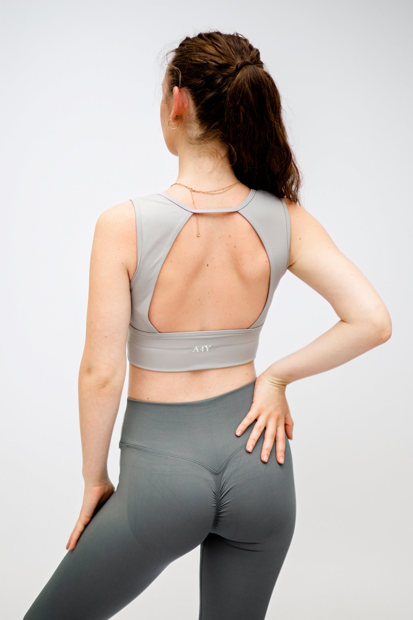 Graphite Seamless Scrunch Leggings – Sculpted Comfort with a Sleek Twist