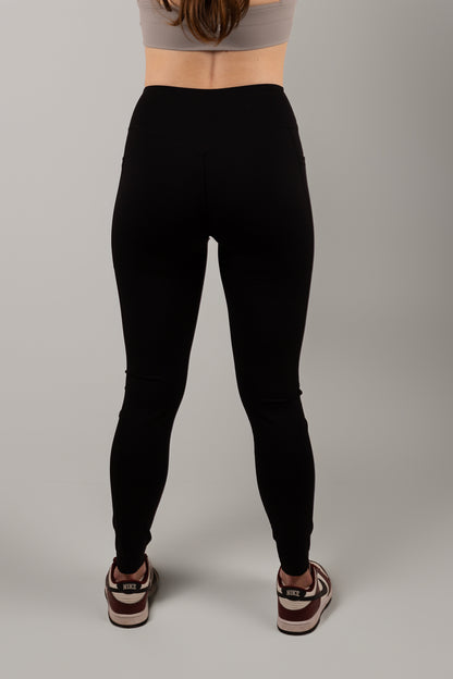 Black V-Waist Sculpting Leggings with Pockets