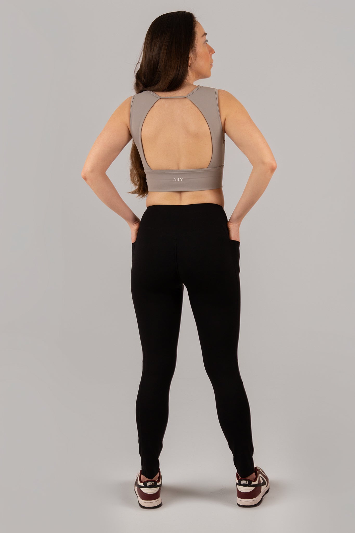 Black V-Waist Sculpting Leggings with Pockets