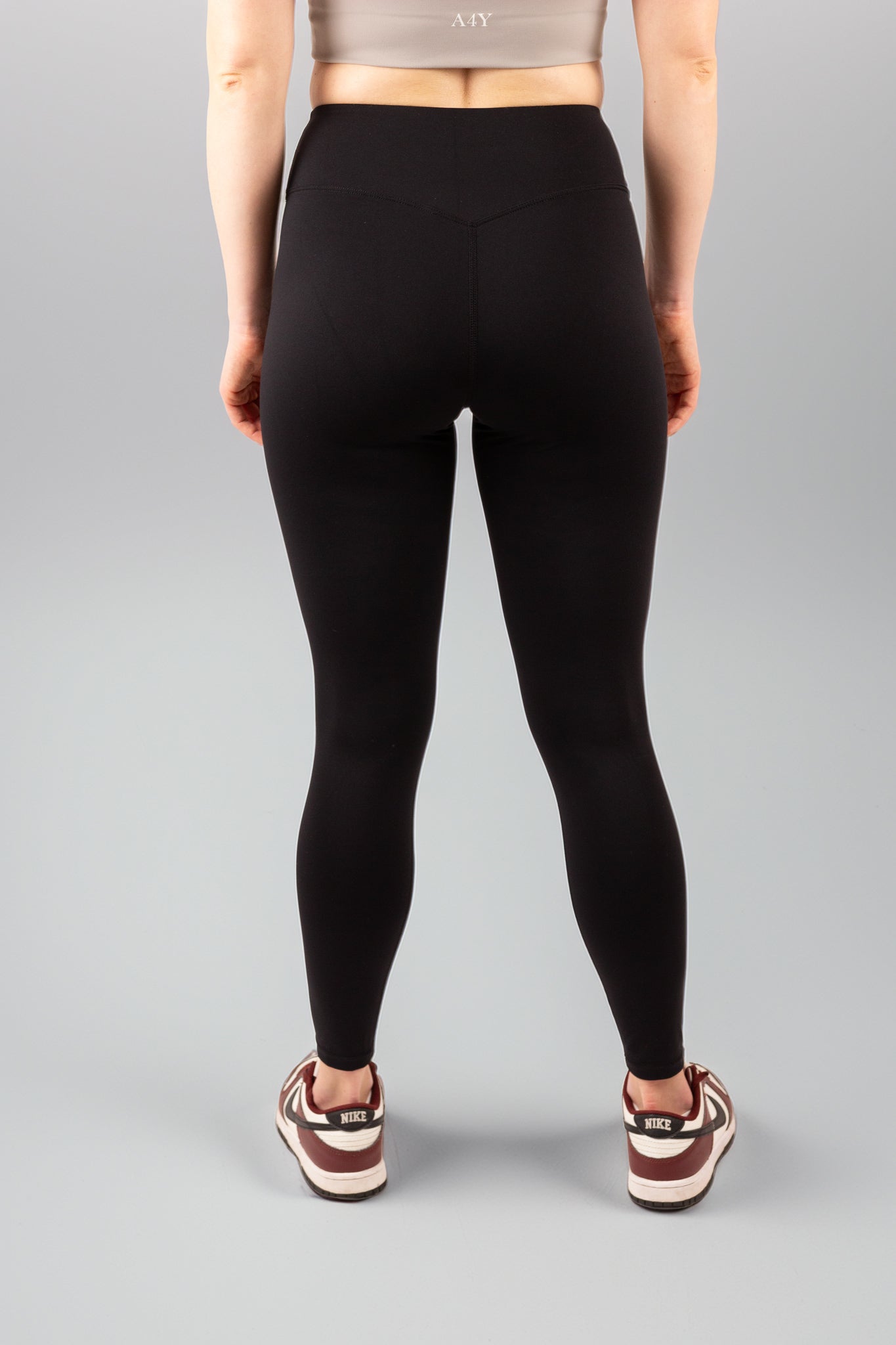 Black Seamless Sculpting Leggings